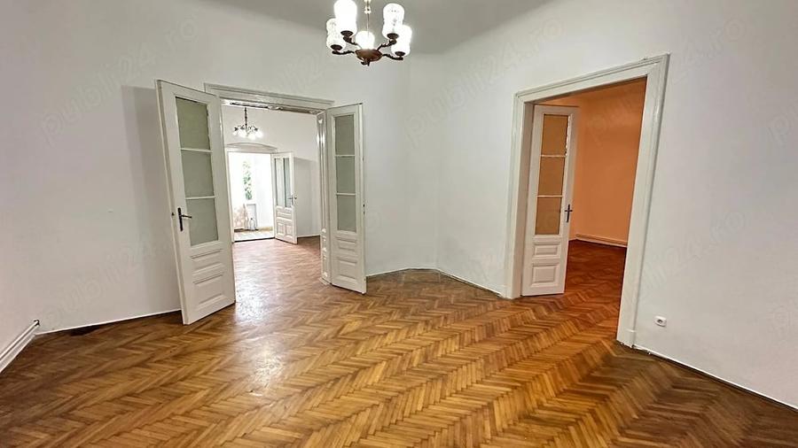Casă cu 3 camere cu Teren 500 Mp în Odobescu