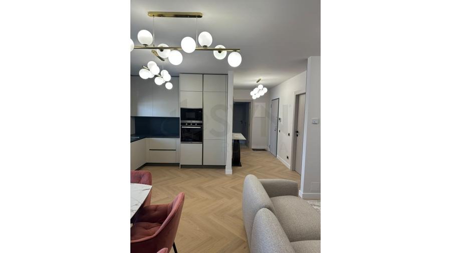 Apartament cu 3 camere decomandat, mobilat în Pipera