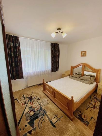 Apartament cu 3 camere decomandat în Exterior Vest