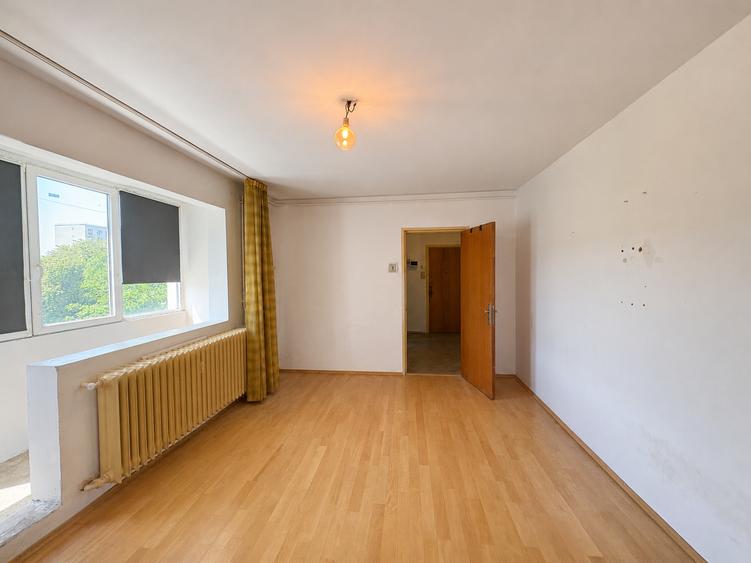 Apartament 3 camere decomandat de vânzare – lângă Mall Grand Arena, Sector 4 - 1