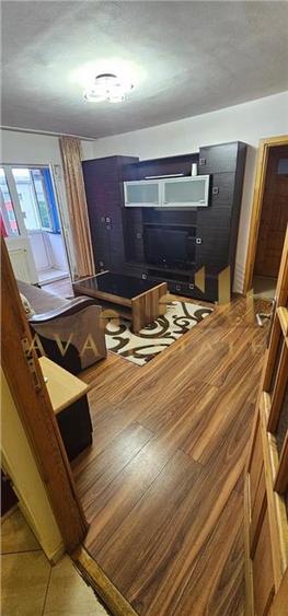 Apartament cu 2 camere semidecomandat, mobilat în Dorobanților