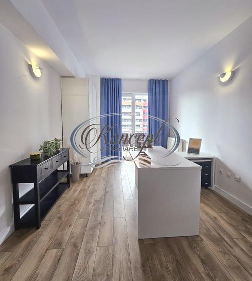 Apartament cu 5 camere semidecomandat, mobilat în Bună Ziua