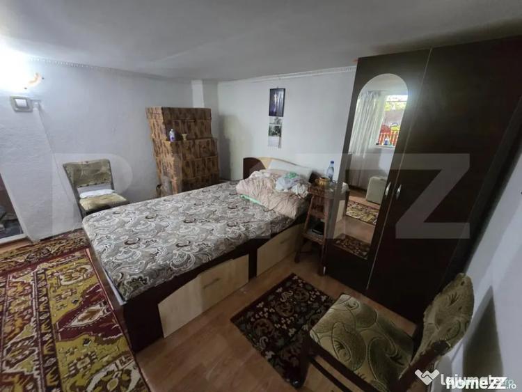 Casă cu 3 camere cu Teren 3360 Mp în Costești
