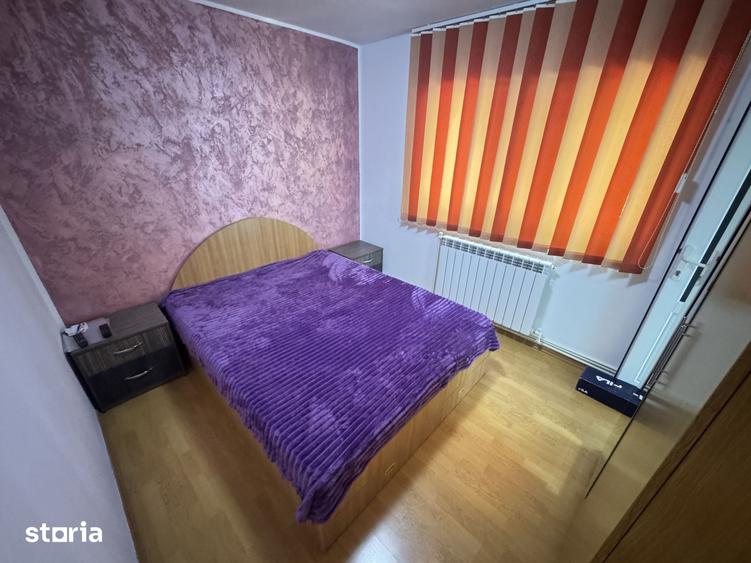Apartament cu 4 camere în CET