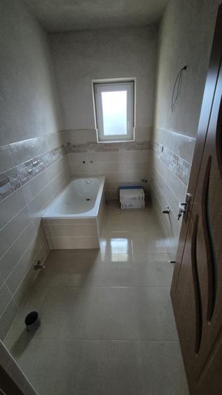 Apartament cu 4 camere în Aiud