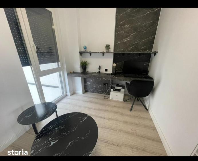 Apartament cu 4 camere în Central