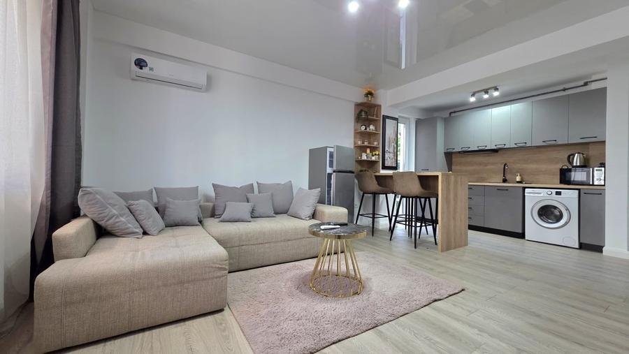 Apartament cu 2 camere semidecomandat, mobilat în Mamaia-Sat