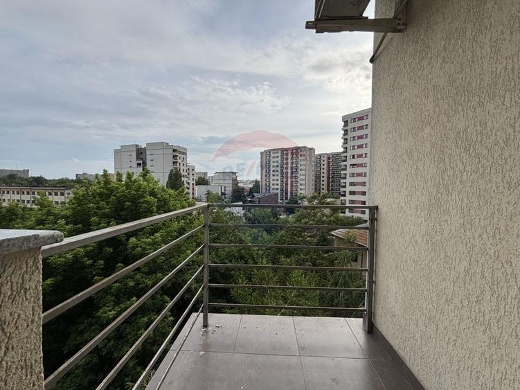 Apartament cu 2 camere decomandat în Periferie