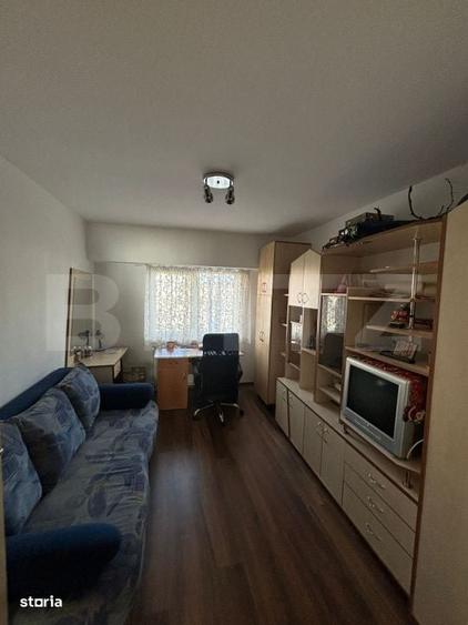 Apartament cu 4 camere în Independenței