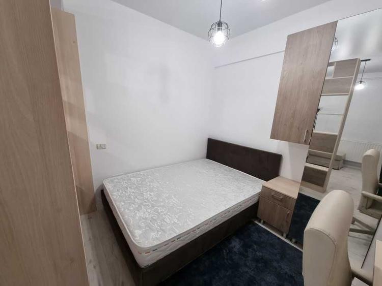 Garsonieră decomandată în Central