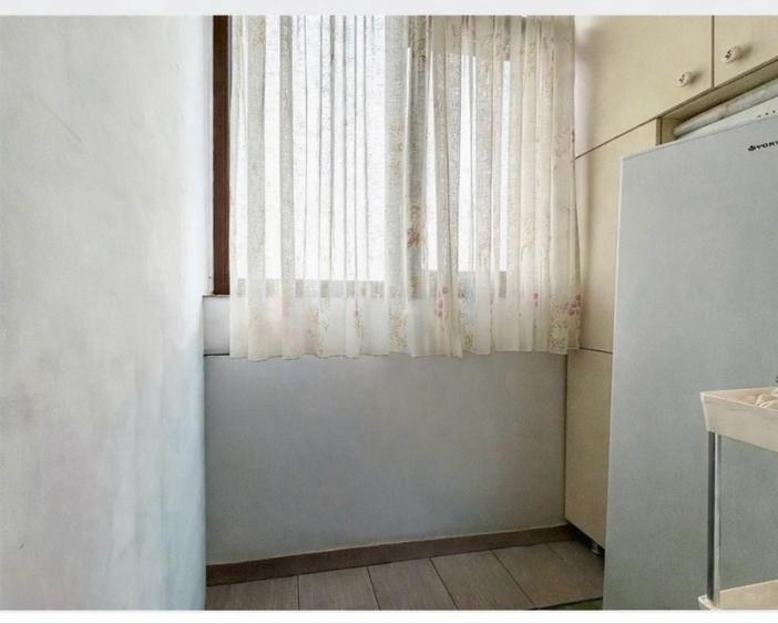 Apartament cu 2 camere decomandat în Valea Adâncă