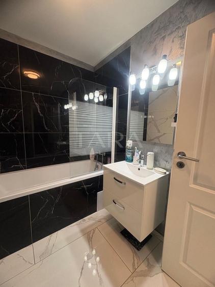 Apartament cu 2 camere decomandat, mobilat în Vest