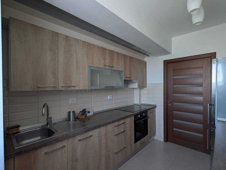 Apartament cu 2 camere decomandat, mobilat în Borhanci