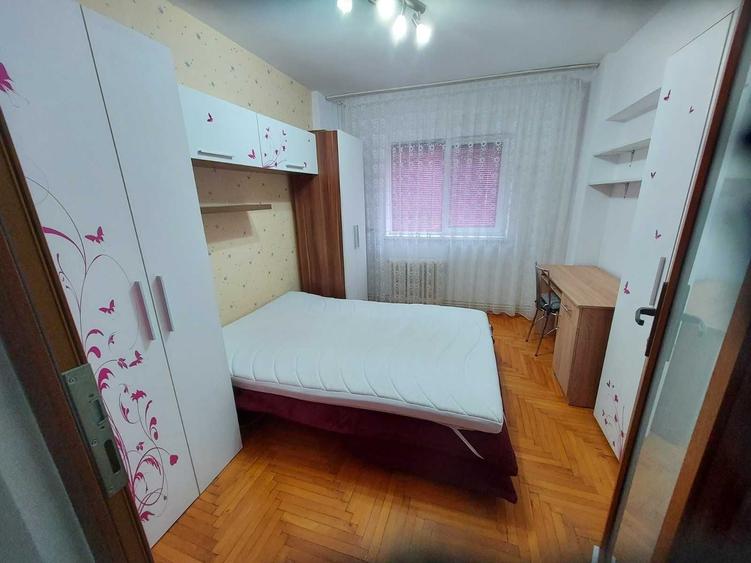 Apartament cu 3 camere decomandat în Ultracentral