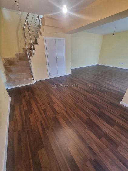 Apartament 5 camere cu scara interioara tip penthouse -doua etaje - 14