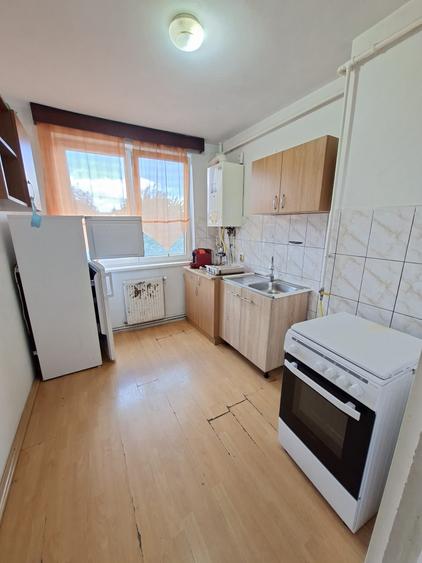 Inchiriez apartament 3 c zona Astra-piata disponibil imediat - 8