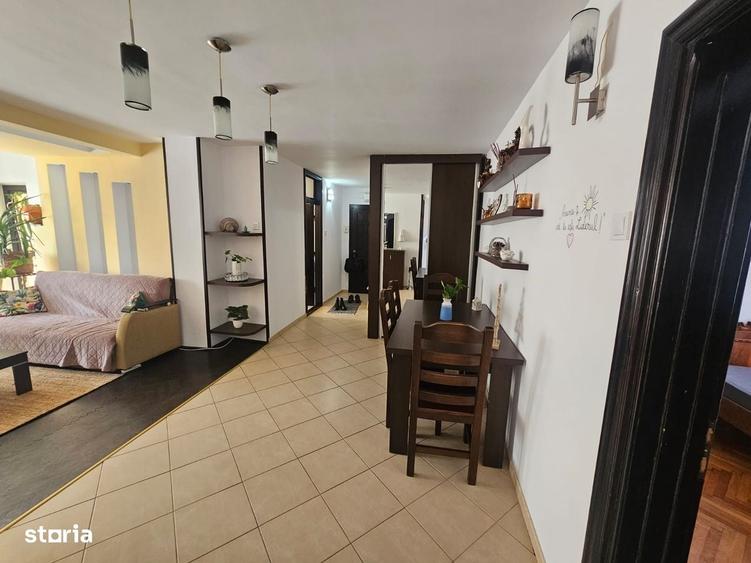 Apartament cu 3 camere în Central