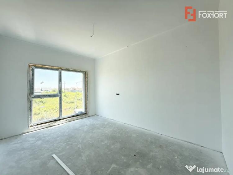 Casă cu 4 camere cu Teren 305 Mp în Săcălaz