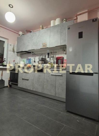 Apartament cu 3 camere decomandat în Gării