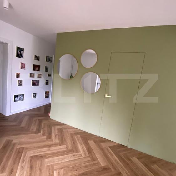 Casă individuală cu 3 camere cu Garaj în Poienița