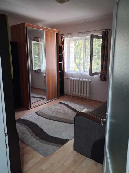 Proprietar, inchiriez apartament 1 camera, cartierul Iosia - 8