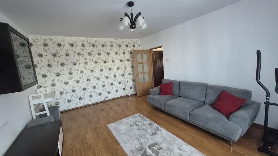 Apartament cu 2 camere decomandat în Dristor