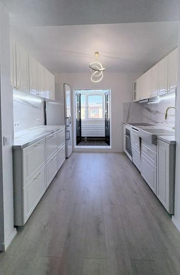 Apartament cu 2 camere decomandat în Ampoi 3