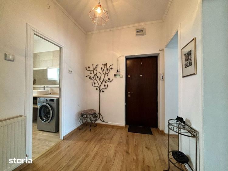 Apartament cu 2 camere decomandat în Republicii