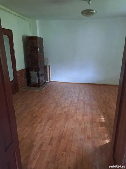 Casă cu 3 camere cu Teren 1400 Mp în Gâlgău