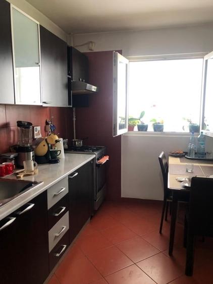 Apartament cu 3 camere decomandat, mobilat în Gorjului