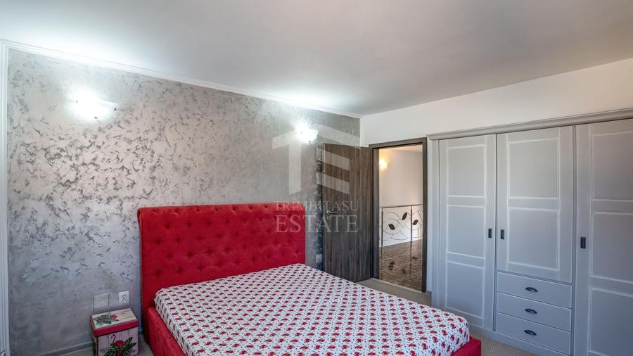 Casă individuală cu 5 camere cu Piscina în Bod