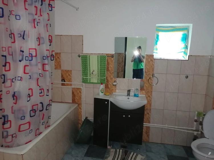 Casă cu 4 camere cu Teren 576 Mp în Gura Bâdiliței
