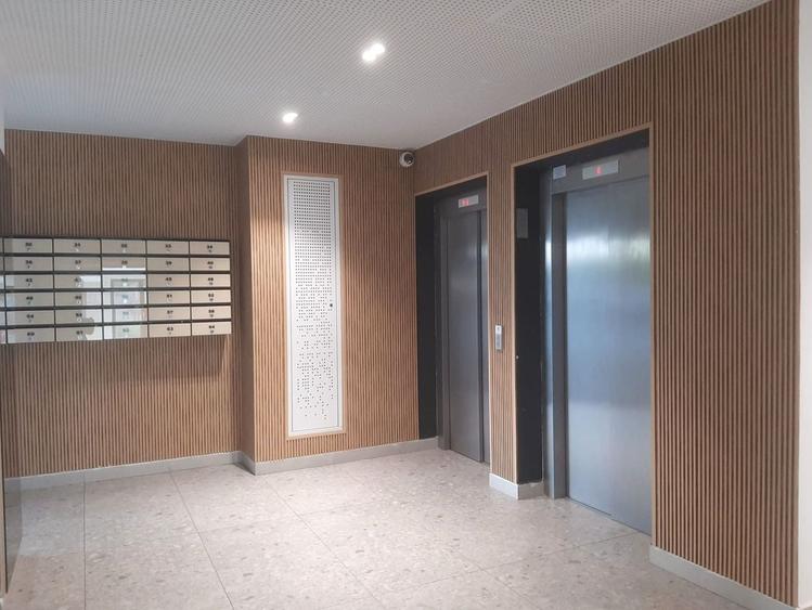 Apartament cu 2 camere decomandat în Băneasa