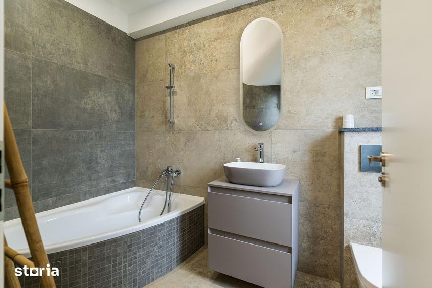 Casă cu 4 camere cu Teren 345 Mp în Tunari