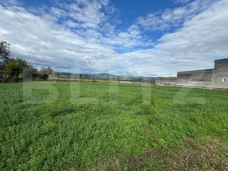 Teren Construcții intravilan de 716 mp, în Periferie