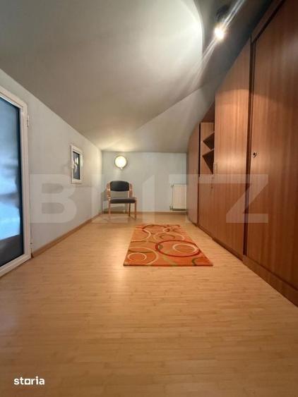 Apartament cu 3 camere semidecomandat în Republicii