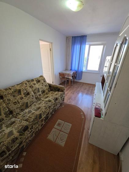 Apartament cu 2 camere în Micro 14