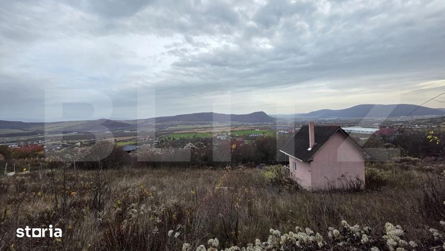 Teren de 700 mp, în Central