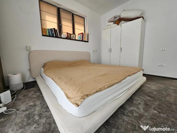 Apartament cu 3 camere semidecomandat, mobilat în Victoriei