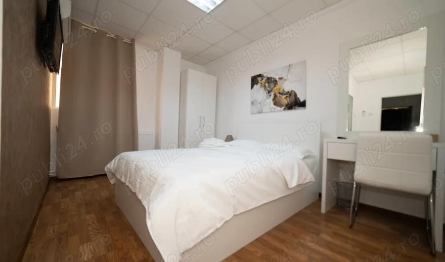 Apartament cu 3 camere în Piața Centrală
