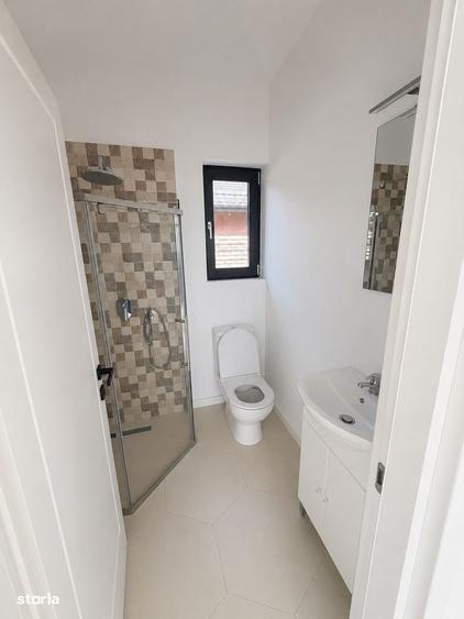 Casă cu 3 camere în Tunari
