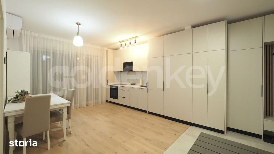 Casă cu 4 camere cu Teren 110 Mp în Central