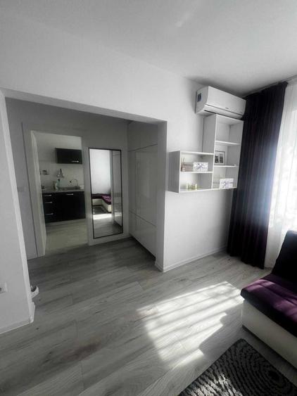 Apartament cu 2 camere semidecomandat în Sârbi