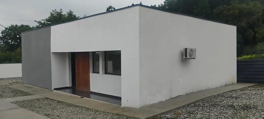 Casă cu 3 camere cu Teren 125 Mp în Central