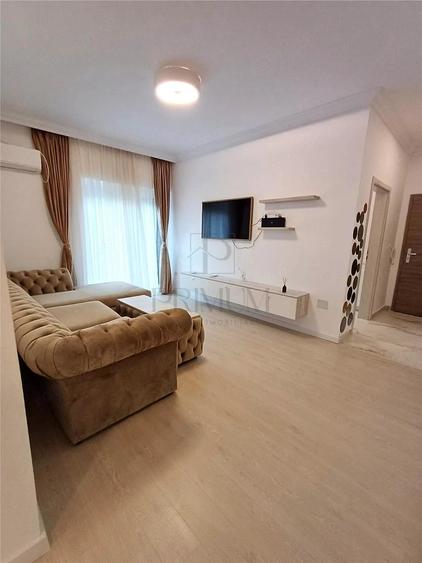 Apartament cu 3 camere decomandat în Chișoda