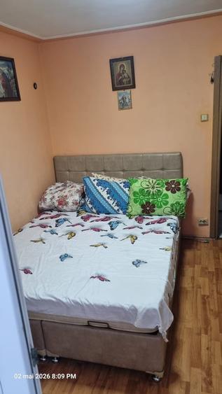 Apartament cu 3 camere semidecomandat în Sălaj
