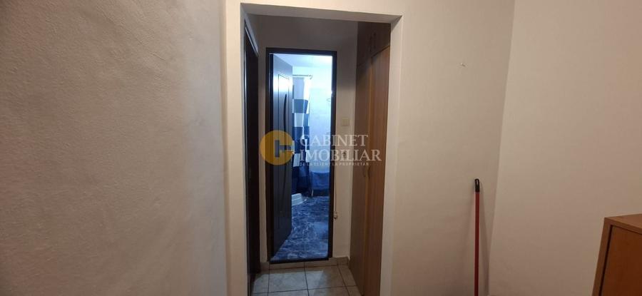 Apartament cu 2 camere decomandat, mobilat în Tomești
