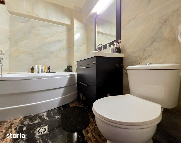Apartament cu 4 camere decomandat în Vitan