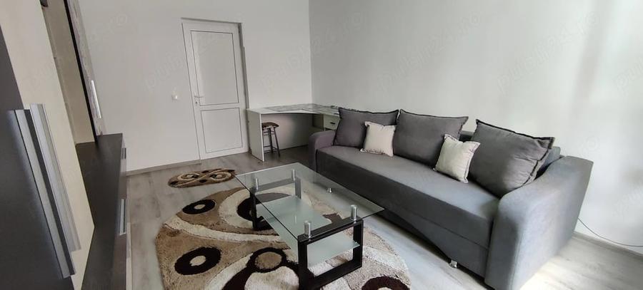 Apartament cu 2 camere decomandat în Lazaret