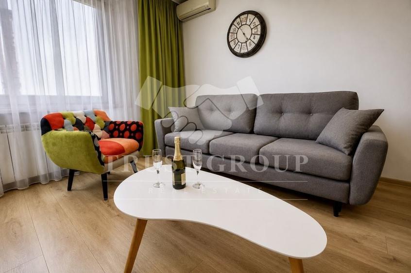 Apartament cu 2 camere semidecomandat, mobilat în Sala Palatului